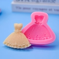 Silikonform in Brautkleid-Optik für DIY Backen von Kuchen Mousse und Schokolade - Trägerloses Puffkleid Stil (1)