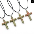 Colgante de cruz de piedra natural Unakita verde y rosa con collar de cordón negro - Unakita