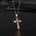 Collier en acier titane doré avec pendentif croix orné de pierres précieuses colorées - Pierre de Couleur Vintage Or (Style 69)