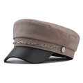 Détail du corps en tissu beige et bordure en cuir noir avec chaîne argentée sur le chapeau - M (56-58cm) / Kaki