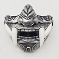 Zilveren Samurai-halfmasker in versleten stijl met witte slagtanden voor party - Prajna Masker (Zilver)