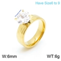 Bague martelée plaquée or 18 carats de 6mm avec une pierre zircon carrée - Style Martelée Unique (KR100655-K)