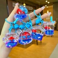 Porte-clés Spiderman à sable mouvant liquide avec breloques pour décoration sac - Style Fermoir Mousqueton / Style de pendentif de figurine bleue (Mélange aléatoire)