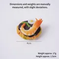 Modello in miniatura realistico di torta di gamberi in resina, ciondolo da 4 cm - Tortino di Gamberetti con Gamberi Grandi-Senza Gancio