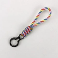 Porte-clés en paracorde colorée tressée main avec boucle métallique en 8 noire robuste - Style Court / Arc-en-ciel