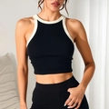 Schwarzes geripptes ärmelloses Top mit weißem Saum und figurbetontem Crop-Schnitt - S / Schwarz