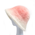 Cappello bucket in ecopelliccia sfumata rosa e beige con texture calda e soffice - 55-58cm (Regolabile) / Sfumatura Rosa