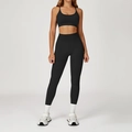 Ensemble de yoga noir sans couture avec soutien-gorge à fines brides et legging taille haute - S / Haut Et Bas / Noir Premium