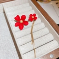 Detalle de pendientes de pétalos rojos mate con elegantes cadenas largas de borlas doradas elegantes - 29# Aguja de Plata - Oro - Borla de Flor Roja