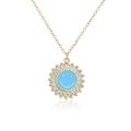 Detail van 18K vergulde zonnebloem hanger met blauw lachend gezicht en heldere zirconen - Lichtblauw Smiley Gezicht