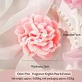 Pink carnation soy candle with English Pear and Freesia scent, 5x3cm floral wax gift - Pink (Princess Laura)