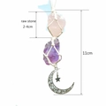 Détail de pierres d'améthyste et quartz rose tissées avec breloques lune et étoile - Corde Blanche + Quartz Rose + Améthyste