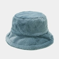 Plüschiger Angora-Imitat Fischerhut in sanftem Morandi-Blau für warme Wintertage - Einheitsgröße / Aqua