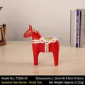 Statuetta tradizionale in legno di cavallo Dala rosso 16cm dipinta a mano - Tromba Del Cavallo Rosso