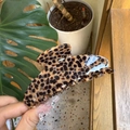 Classic leopard tortoiseshell hair claw clip in a glossy beige and brown finish - Large / Milk Tea Leopard