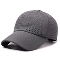 Gorra de béisbol gris oscuro de secado rápido con perforaciones láser de diamante - gris oscuro