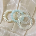 Set di 4 elastici a spirale in bianco, blu e perla su tessuto di seta lucido - 14# Blu Chiaro e Bianco Opaco Set da 4