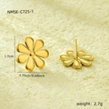 Detail view showing 18K gold daisy studs with NMSE-C725-1 model markings and size specs - Gold Elegant Floral Stud (C725-1)