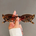 Retro oval cat-eye sunglasses featuring dark brown tortoiseshell frames and tea lenses - Leopard Frame Gradient Tea Lens