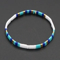 Bracelet Tila bohème avec perles en émail bleu marine, bleu clair, blanc et doré - Bleu Blanc Or Élastique