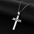 Collana con pendente a croce di Gesù in acciaio inossidabile lucido su sfondo nero testurizzato - Argento Massiccio