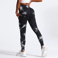 High-waisted black and white marble tie-dye yoga pants with scrunch butt and side pockets - Tie-dye Black & White