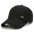 Klassische schwarze Herren-Baseballkappe mit Metallplakette und geprägtem Schirm - Verstellbar / Schwarz (Quadrat-Tag)