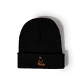 Detail of the high-quality black knit beanie with vibrant orange Amor smile embroidery - M (56-58cm) / AMOR Smile Embroidery / Black