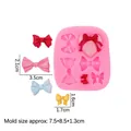 Roze siliconen mal met 6 verschillende strikvormen voor taartdecoratie en chocolade - Strik / Roze