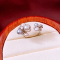 Detail of vintage silver ring with cluster of white and blue pearls and zircons - Light Coffee Gold - Flower Shape