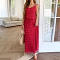 Conjunto rojo de dos piezas para mujer con top de tirantes y una falda larga plisada - S / Rojo