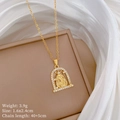 Detalle del collar de lujo en acero de titanio dorado con peso 3,9g y tamaño 1,6x2,4cm - Estilo de Arco de la Virgen María (E241)