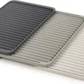 Expandable silicone drying mat set in grey and white with wavy drainage ridges - 3-Color Draining Board