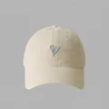 Berretto da baseball beige chiaro con toppa a cuore in maglia blu e bianca sul fronte - 55-59CM / Albicocca