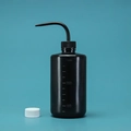 Black 250ml squeeze wash bottle with curved nozzle and scale markings for succulents - 500ml (Black with Extra Cap)