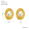 Dettaglio orecchini con perle ovali placcati oro 18K con specifiche 29x22mm e 19g - Stile Perla Ovale (ZY929G)