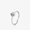 Anello minimalista in argento S925 con zircone quadrato su sfondo bianco lucido - Taglia US 5 / Quadrato