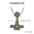 Detalle del colgante martillo Mjölnir vikingo con dimensiones 48x41mm de acero inoxidable - Estilo Martillo de Thor Bicolor Dorado (KP130624-TLX)