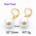 Orecchini in acciaio inossidabile placcato oro 18K con perle di conchiglia 12mm - Forma Rotonda (KE44017-Z)