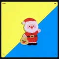 Broche mignonne du Père Noël en acrylique avec sac cadeau sur fond bicolore - 1 Père Noël