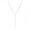 Dettaglio di una collana a Y placcata oro 18 carati con pendenti a stella e barra - Stile a Stella (24773)
