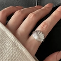 Vintage S925 sterling silver shell shaped open ring in silver finish worn on finger - JZ0509-Shell Style
