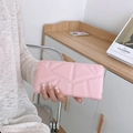 Damen-Geldbörse in Rosa aus PU-Leder mit geometrischem Steppmuster im langen Format - Rosa