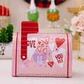Rosafarbene Valentinstag Postfach-Geschenkbox aus Blech mit Herzmuster und roter Fahne - Briefkasten Rosa / Rosa