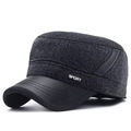 Cappello piatto invernale grigio scuro da uomo con visiera in pelle nera e logo sport - Regolabile / Grigio chiaro