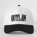 Casquette de baseball classique noir et blanc avec broderie 3D OUTLAW de haute qualité - Réglable / Blanc et Noir Épissage