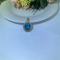 Pendentif en pierre bleue ovale avec micro-pavé de zircone en finition dorée - Pendentif Seul (Sans Chaîne) / Ovale Bleu Marine