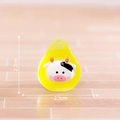 Linda figura de vaca de resina amarilla 2,7cm miniatura DIY para micro paisajes - Aguacate