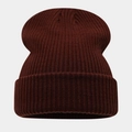 Détail du bonnet en maille côtelée marron foncé montrant la texture épaisse et le revers - 210# Café Rouge