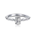 Ring aus S925 Sterlingsilber mit ovalem Hauptstein und Marquise-Akzenten auf weißem Grund - US 5 / Ovaler Weißer Zirkon Vintage Stil / Silber & Weiß